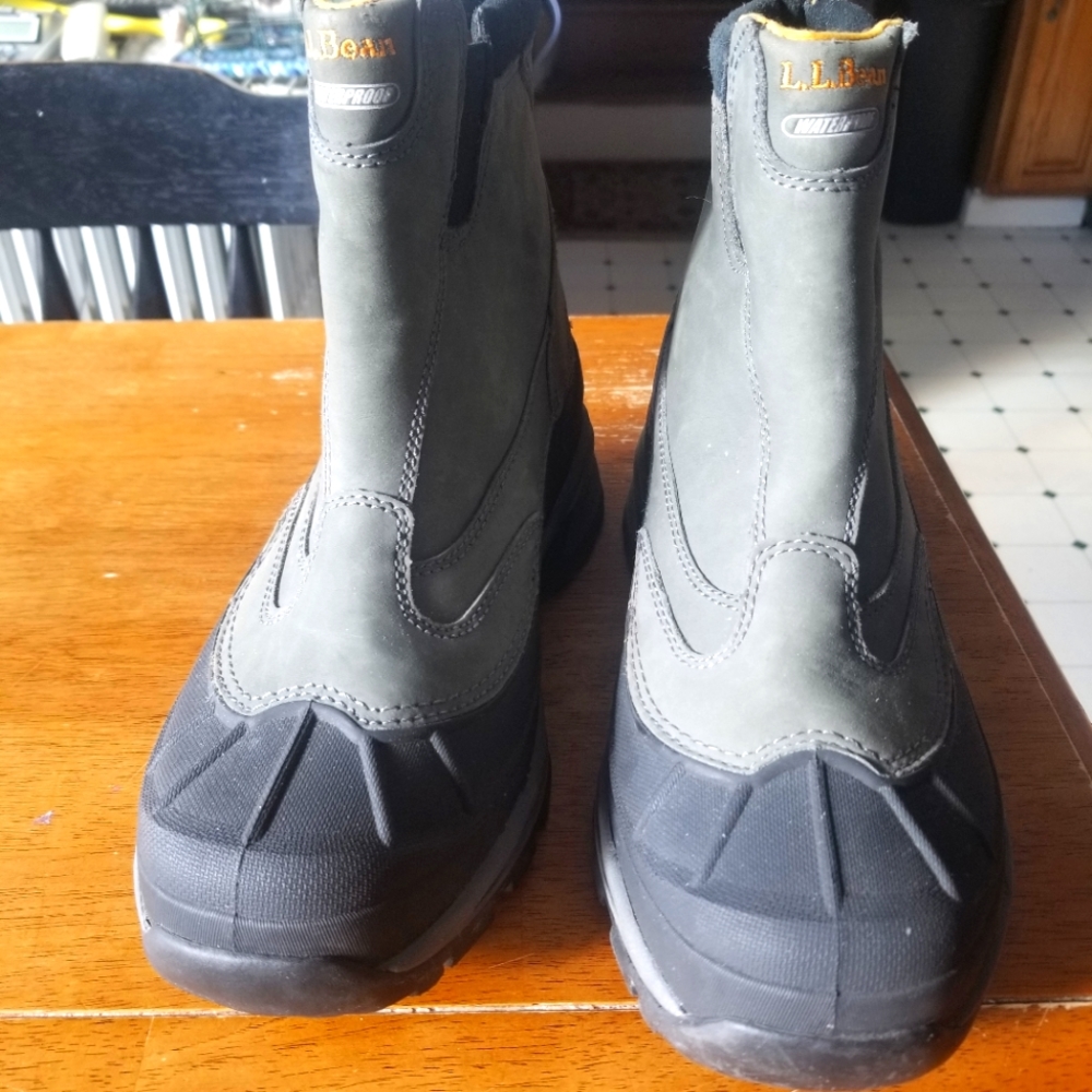Mens L.L Bean Waterproof Insulated Winter Boots- NWT, Size 9